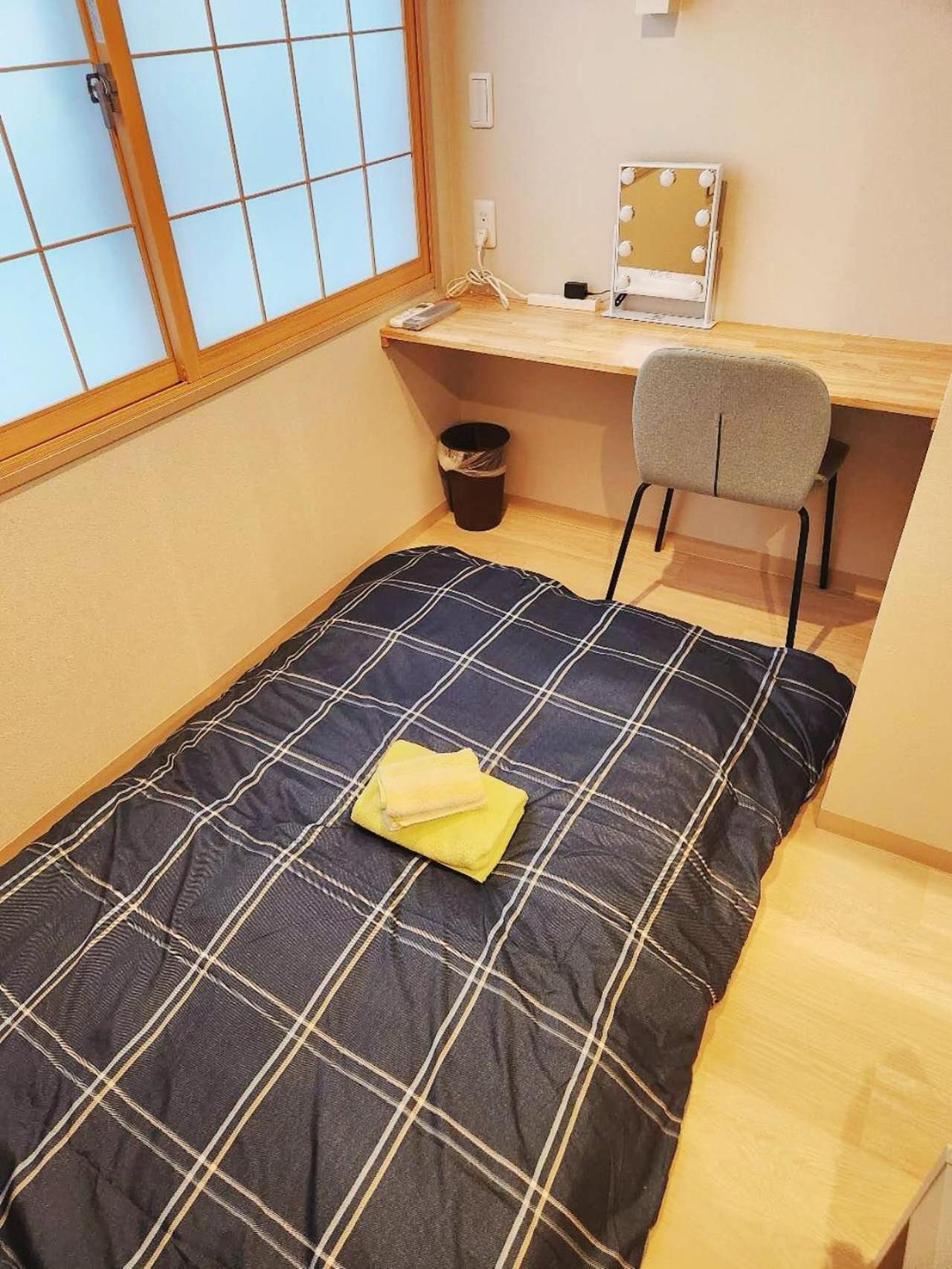 Tamatsukan 玉津館, Kansai Airport 關西空港 57 Mins, Namba 6 Mins, Nihonbashi 4 Mins, Universal Studio 37 Mins, Nara 30 Mins, Walk Jr Tsuruhashi 7 Mins, Early Check In Ósaka Exteriér fotografie